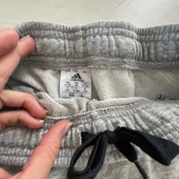 Adidas Gray Youth Shorts Size Medium (11/12) - Picture 3 of 5